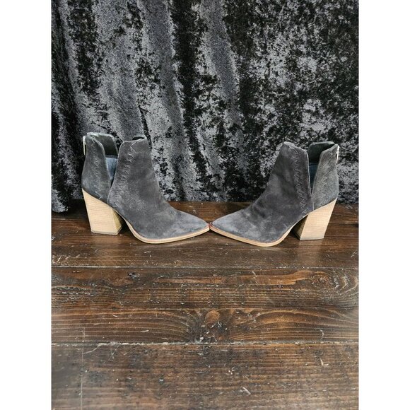 Vince Camuto Genedy Black Suede Western Bootie Size 7M - Picture 4 of 8